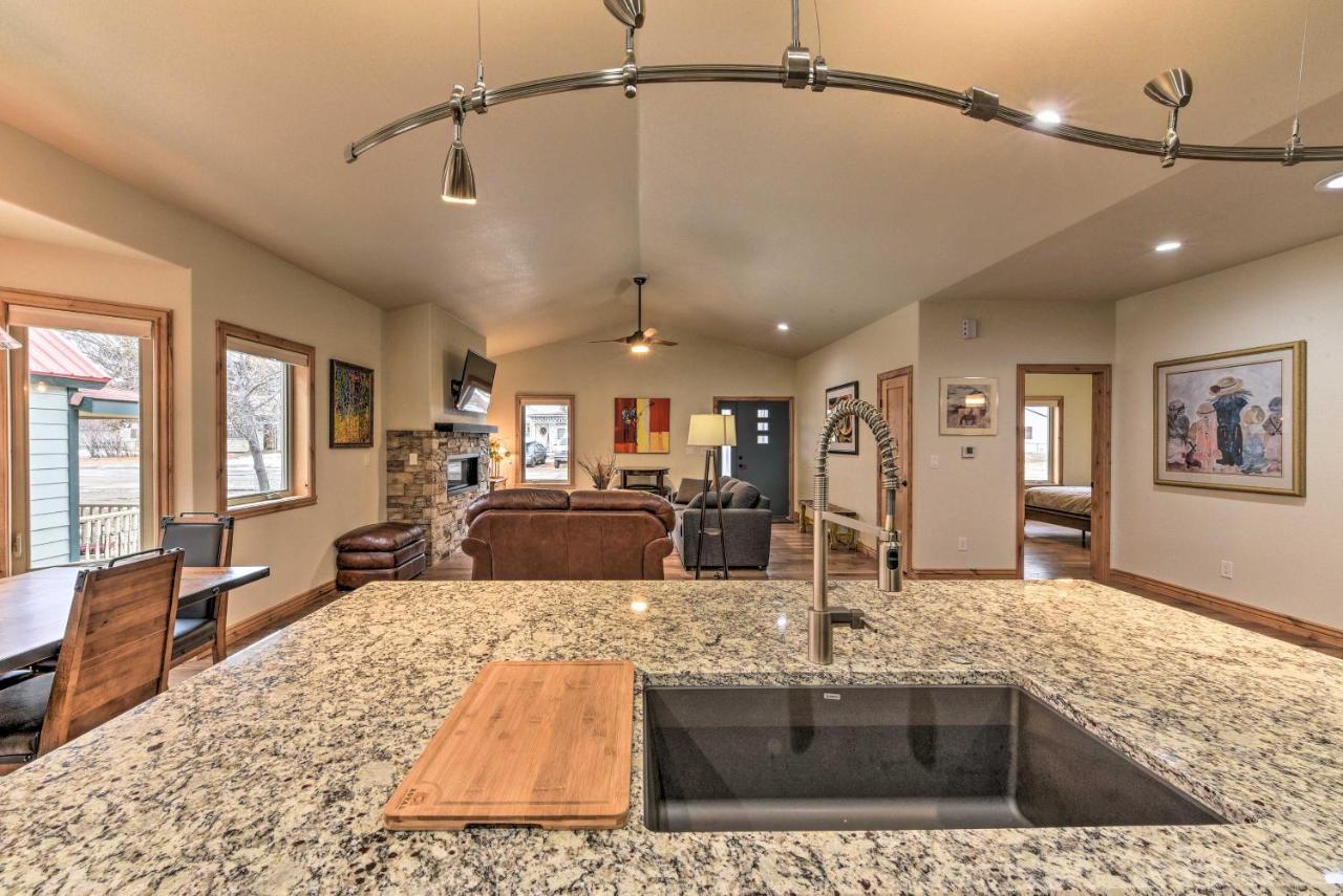 Charming Buena Vista Home About 1 Block To Main Street Exterior foto